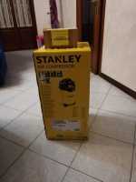 STANLEY B6CC304SCR523 24LTR ELECTRIC COMPRESSOR WITH 5 PIECE ACCESSORY KIT  230V